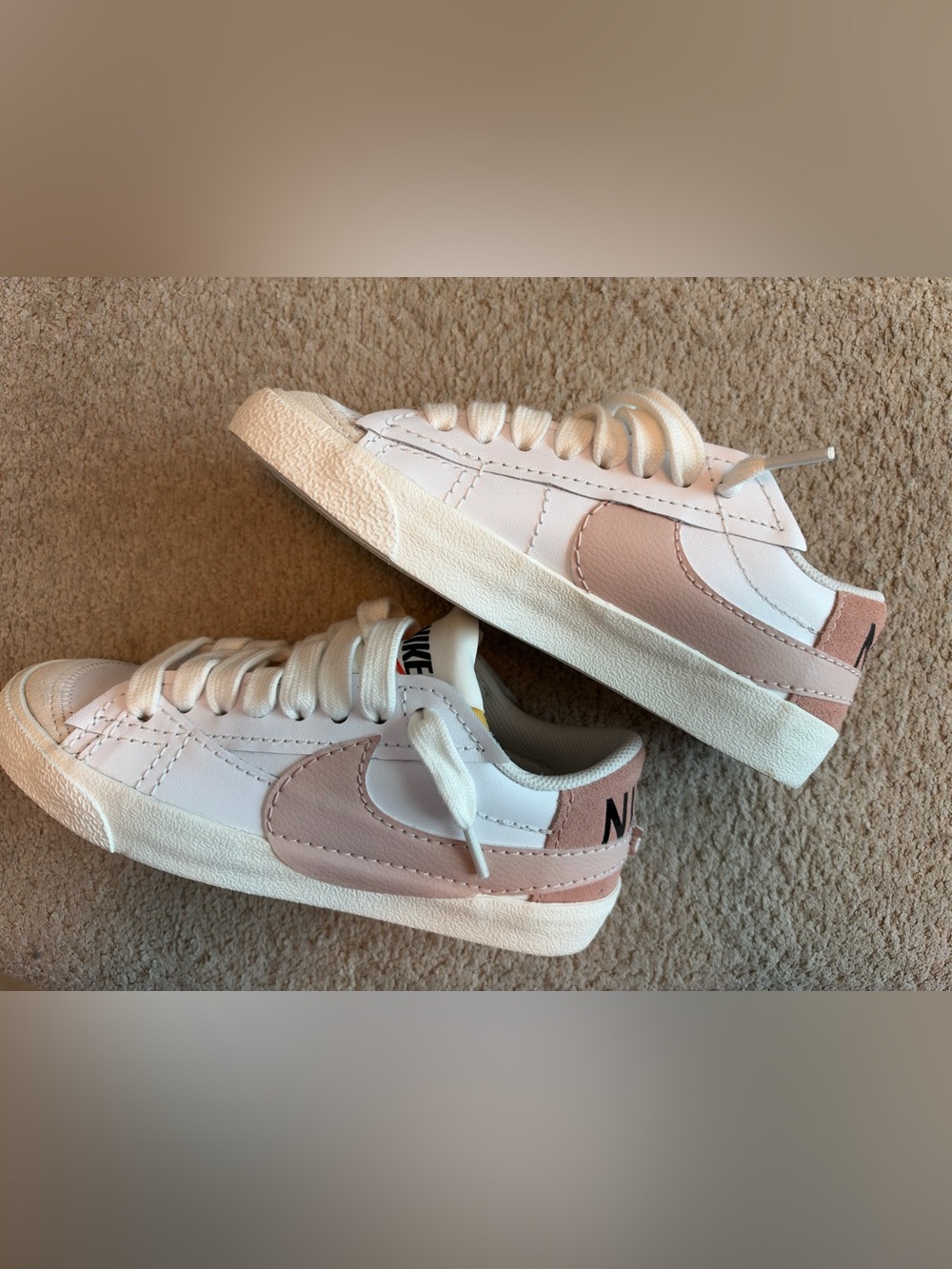 Nike Women's Blazer Low White & Light Pink Sneakers